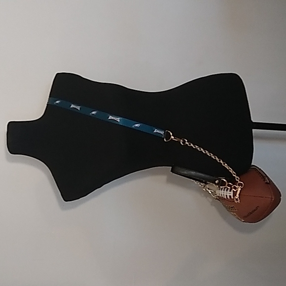 HANDMADE Football Purse (PHILADELPHIA EAGLES) 🏈 - Picture 6 of 17